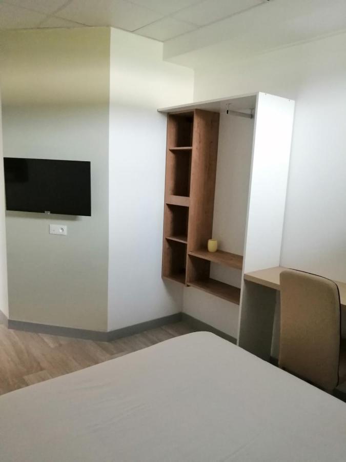 Appartel 76 Chambres Rouxmesnil-Bouteilles ภายนอก รูปภาพ