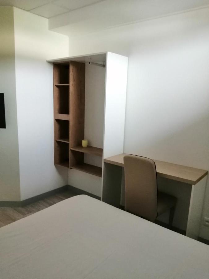 Appartel 76 Chambres Rouxmesnil-Bouteilles ภายนอก รูปภาพ